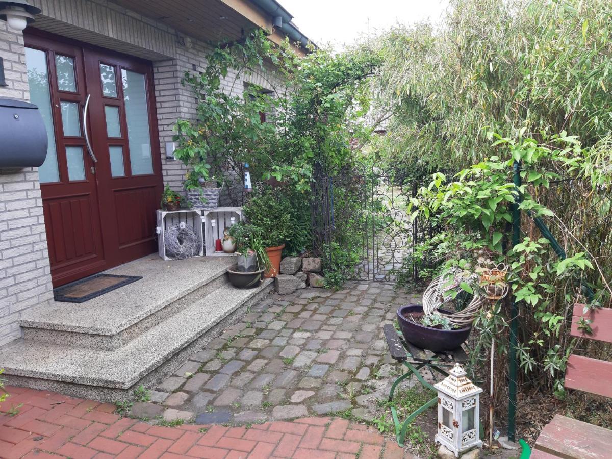 Bassener Monteurwohnung Ойтен Экстерьер фото
