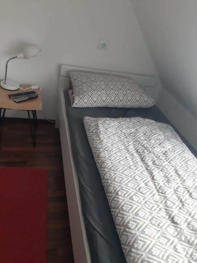 Bassener Monteurwohnung Ойтен Экстерьер фото